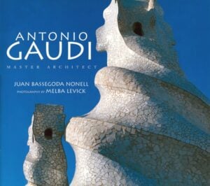 Antonio Gaudi : Master Architect